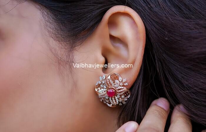 18Kt Swirl Flower Diamond Earrings