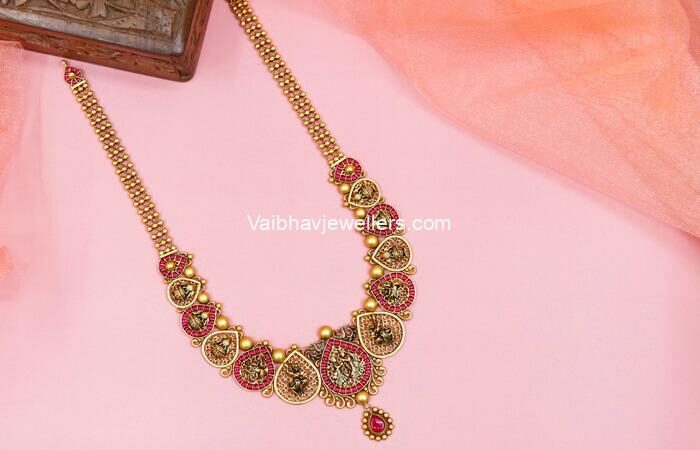 Vaibhav Jewellers 22K Antique Gold Haram