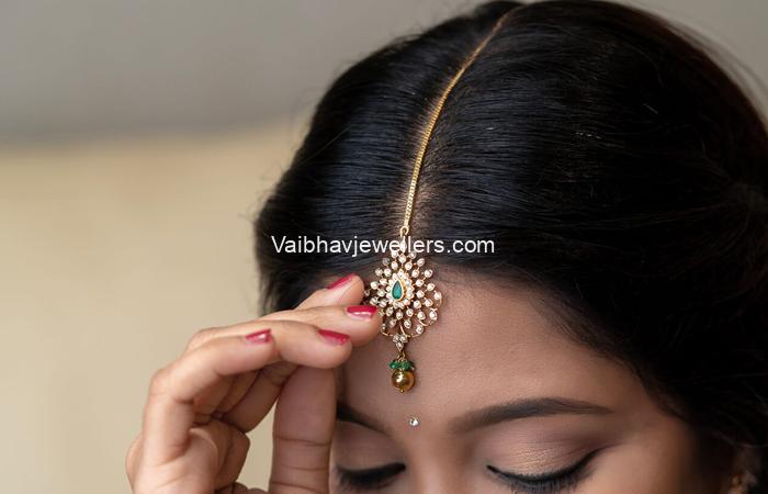 22Kt Gold Diamond Diva Maang Tikka