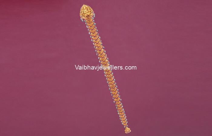 22Kt Designer Lakshmi Peacock Antique Nakshi Jada With Geru Polish