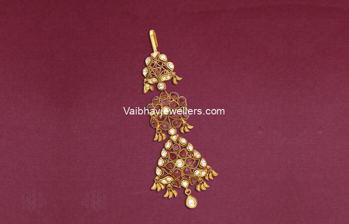22Kt Gold Antique Kundan Floral Tikka