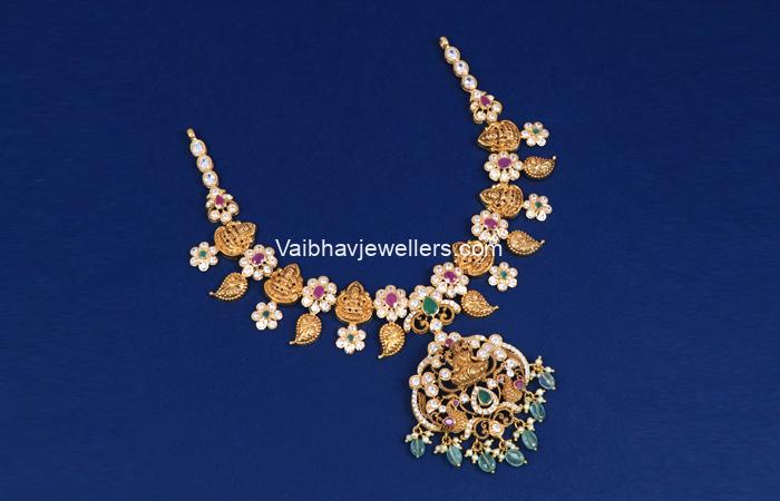 PRAACHI (Gold White) main image 1