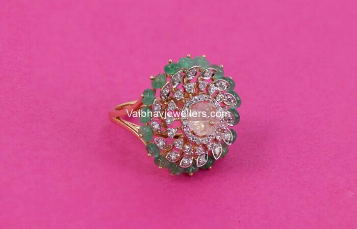 18Kt Dazzling Blossom Diamond Cocktail Ring 148VU7341