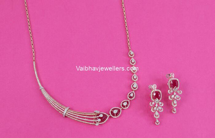 14Kt Crimson Delight Diamond Necklace Set 484VA487