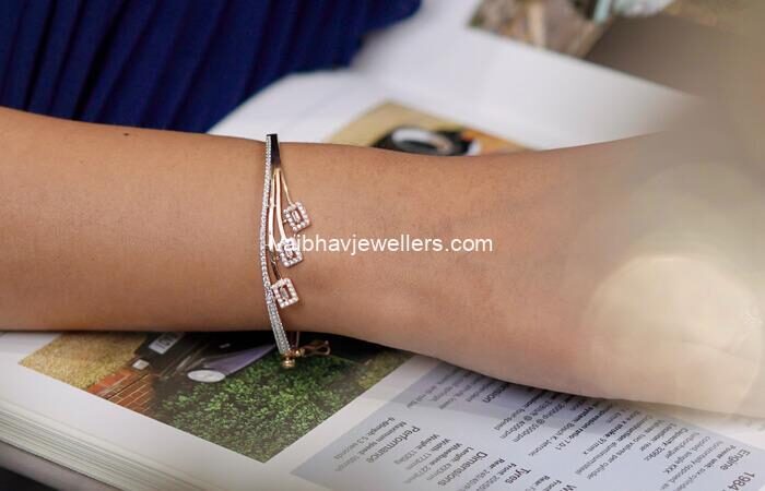 Geometric Luxe Gold Bracelet