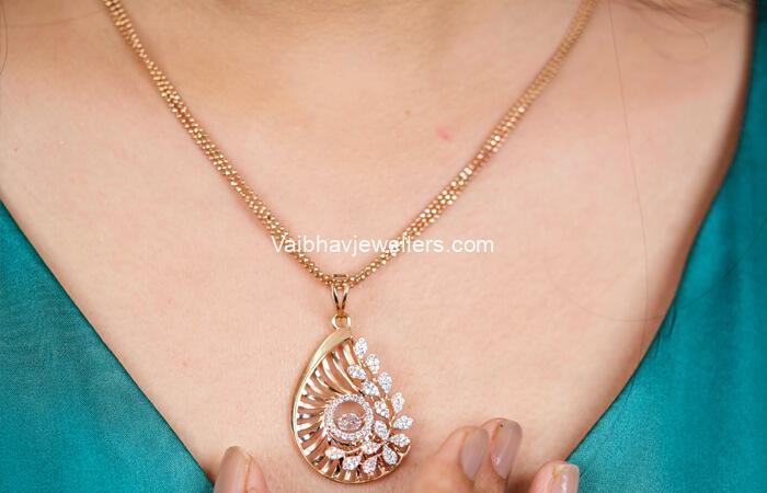 Dazzling Sophistication Gold Pendant Set