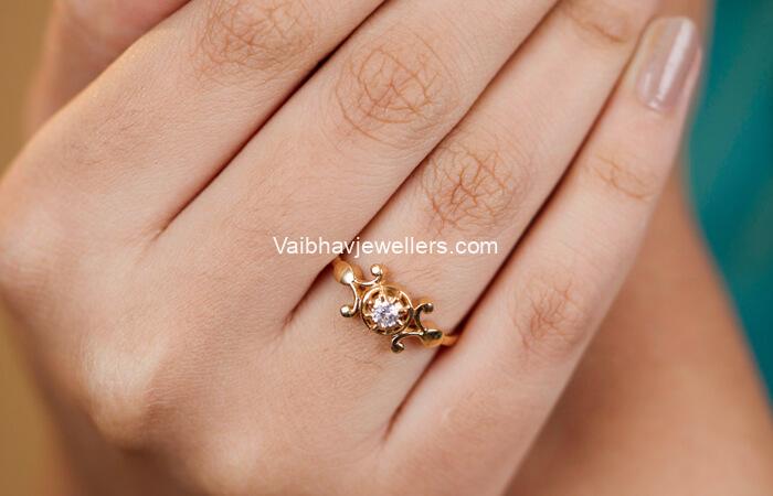 Elegant Single Stone Handmade Gold Ring