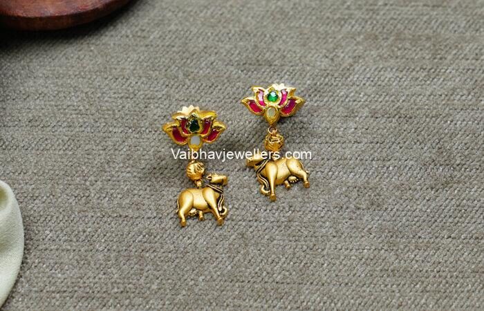 Ethnic Elegance Gold Lotus Kundan Earrings