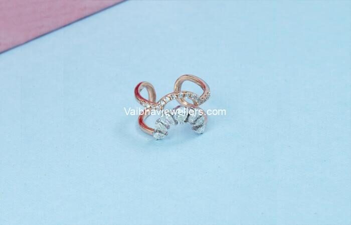 Glistening Arc Teardrop Diamond Ring